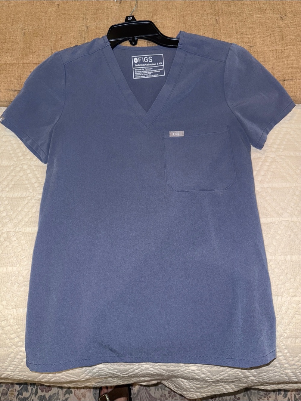 Figs V-Neck Scrub Top in Slate